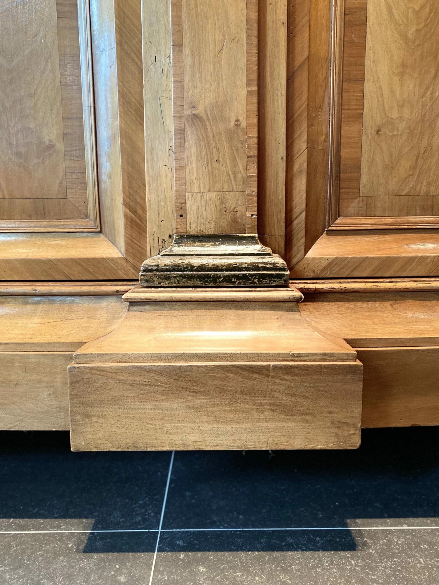 Unknown 18th C Dutch Walnut Armoire 5 Unknown 18th C Dutch Walnut Armoire - Image 5