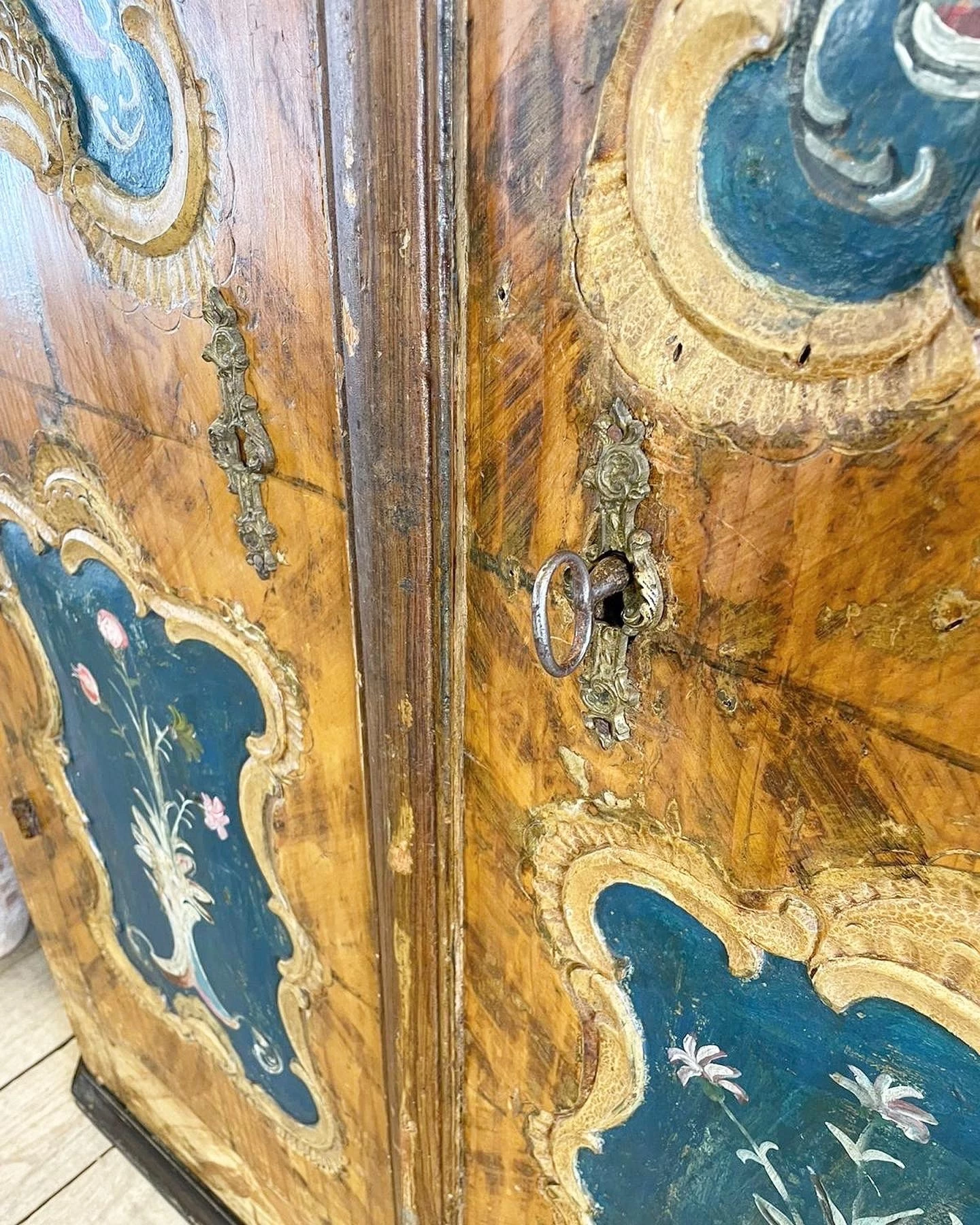 Unknown 18th Century Austrian Original Painted Marriage Cupboard 8 Unknown 18th Century Austrian Original Painted Marriage Cupboard - Image 8