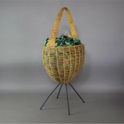 1950s Sewing Basket In Wicker With Original Fabric