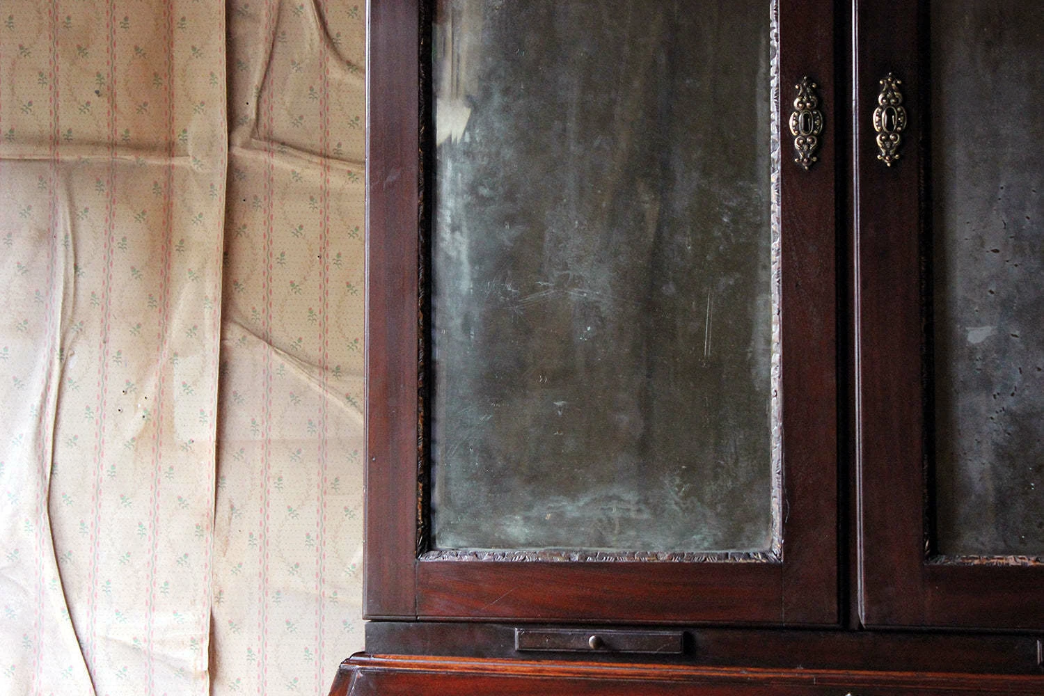 Unknown A Fine Quality Irish George II Mahogany Bureau Bookcase C.1740 50 2 Unknown A Fine Quality Irish George II Mahogany Bureau Bookcase C.1740 50 - Image 2