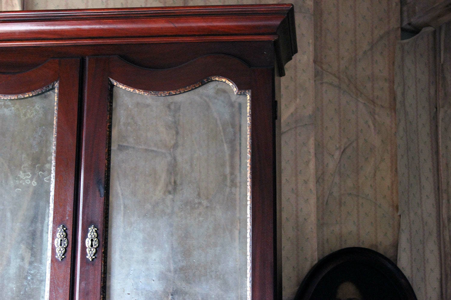 Unknown A Fine Quality Irish George II Mahogany Bureau Bookcase C.1740 50 3 Unknown A Fine Quality Irish George II Mahogany Bureau Bookcase C.1740 50 - Image 3