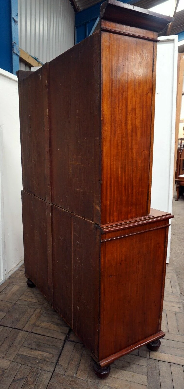 A Good Victorian Mahogany Cupboard Bookcase 9 A Good Victorian Mahogany Cupboard Bookcase - Image 9