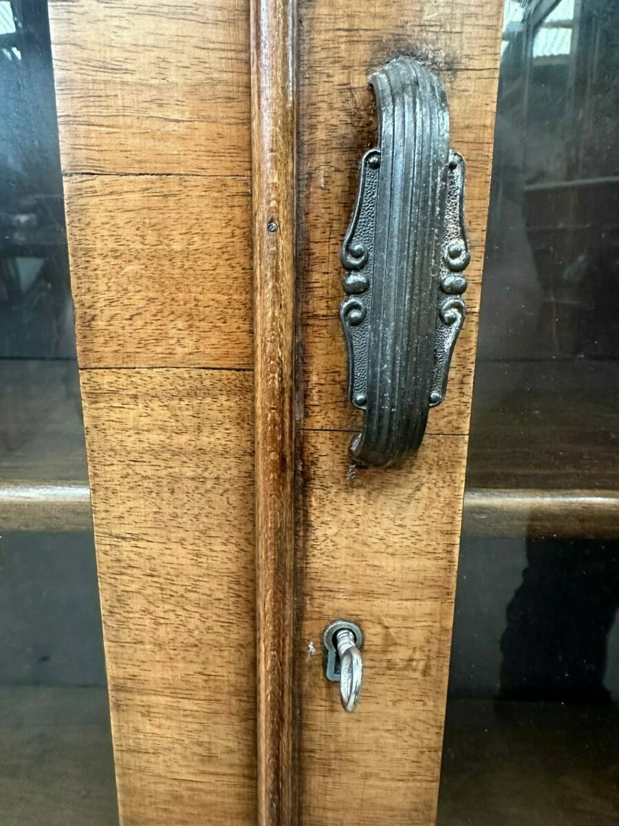 Antique Art Deco Walnut Cocktail Display Glazed Bookcase Cabinet C 1930 11 Antique Art Deco Walnut Cocktail Display Glazed Bookcase Cabinet C 1930 - Image 11