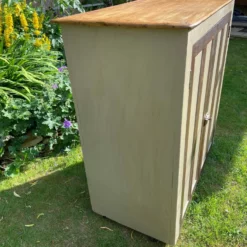 Unknown Cottage Antique Canadian Cupboard, 1920s Painted With Natural Wood And Soft Ceamy Panels 11 Unknown Cottage Antique Canadian Cupboard, 1920s Painted With Natural Wood And Soft Ceamy Panels -Storage Furniture Sales 2024 antique canadian cupboard 1920s sku63623998 0 1 scaled