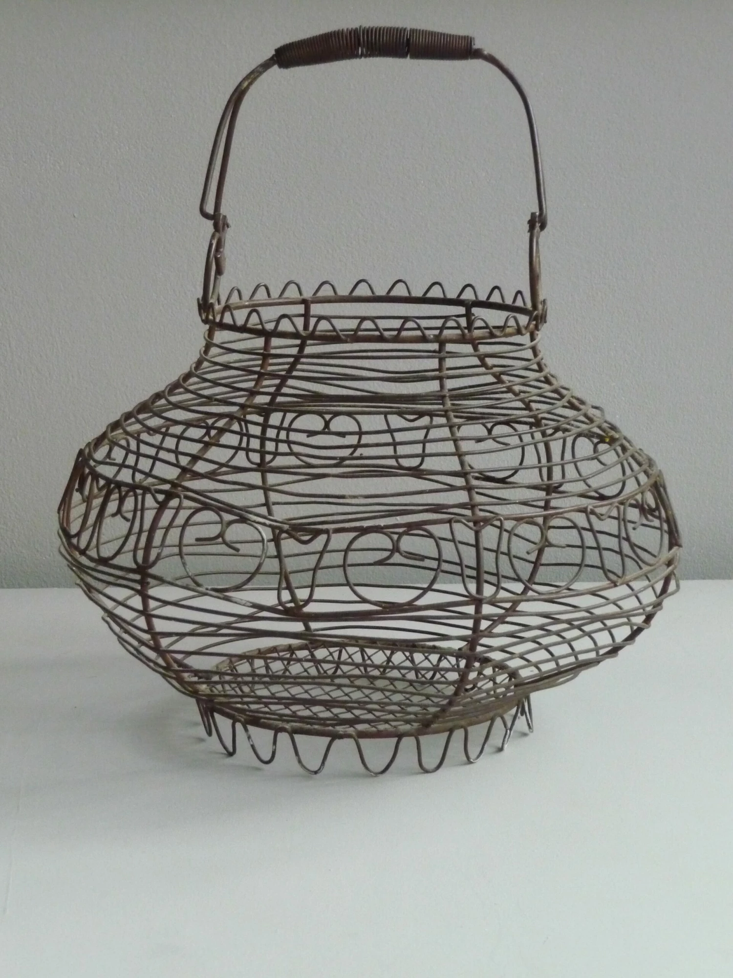 Antique Egg Basket, 1900s, Iron 8 Antique Egg Basket, 1900s, Iron - Image 8