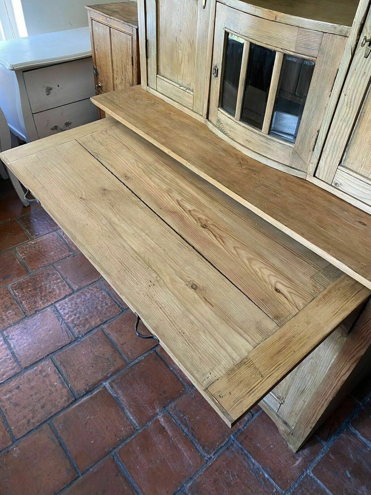 Unknown Antique European Pine Glazed Dresser Display Cabinet Cupboard Server Buffet 4 Unknown Antique European Pine Glazed Dresser Display Cabinet Cupboard Server Buffet - Image 4