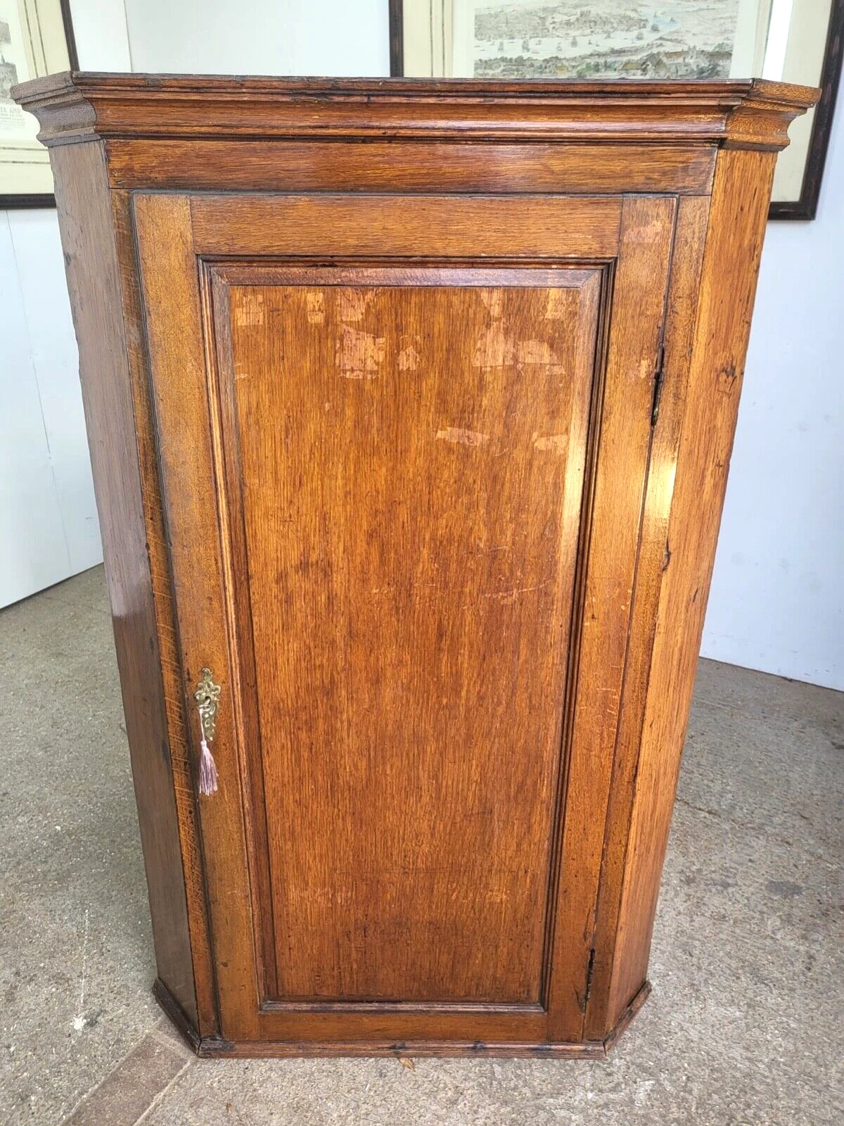 Unknown Antique Georgian Oak Large Corner Cabinet Curved Shelves Cupboard 1 Unknown Antique Georgian Oak Large Corner Cabinet Curved Shelves Cupboard