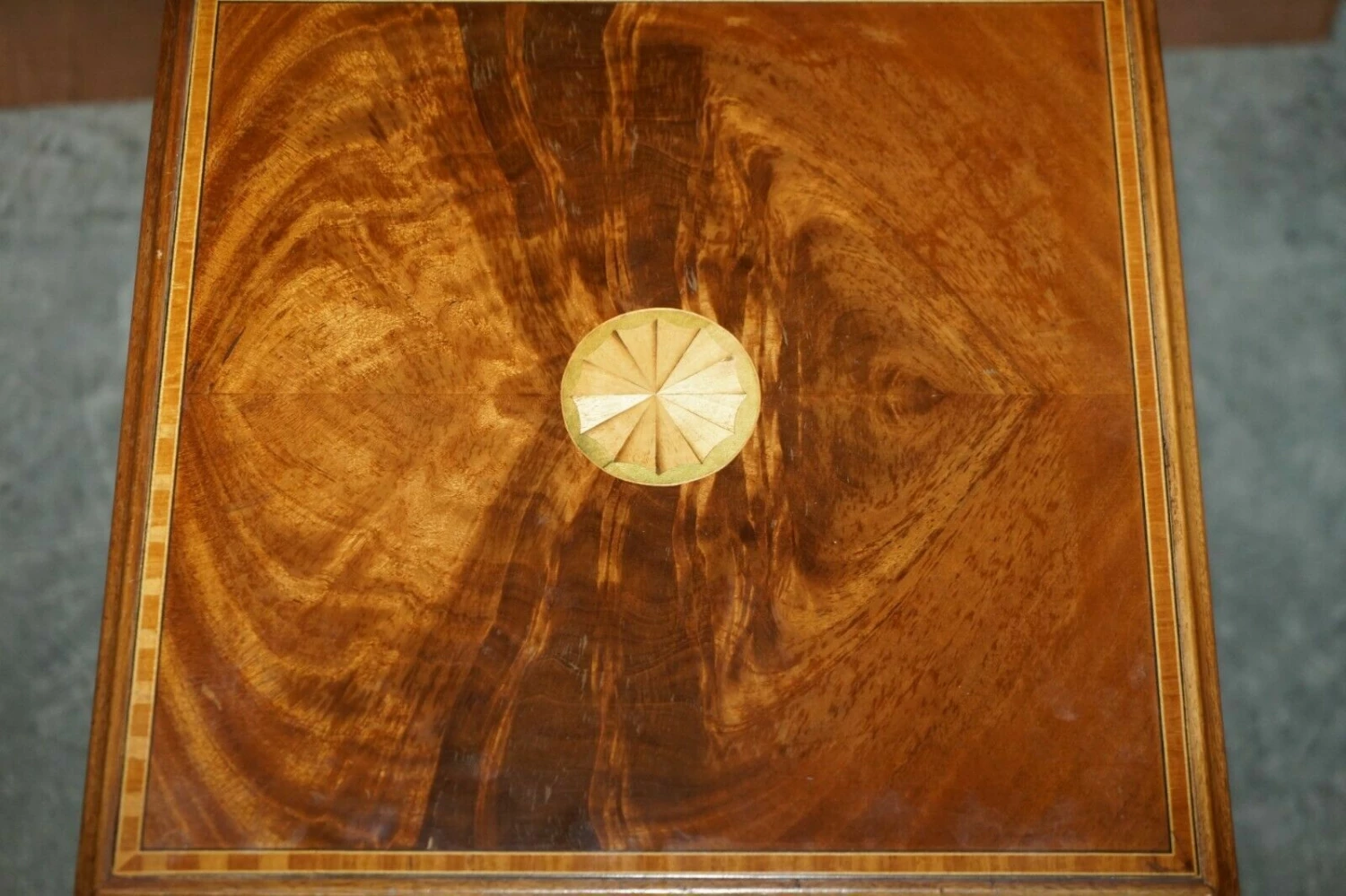 Unknown Antique Sheraton Revival Mahogany & Satinwood Revolving Bookcase Side End Table 5 Unknown Antique Sheraton Revival Mahogany & Satinwood Revolving Bookcase Side End Table - Image 5