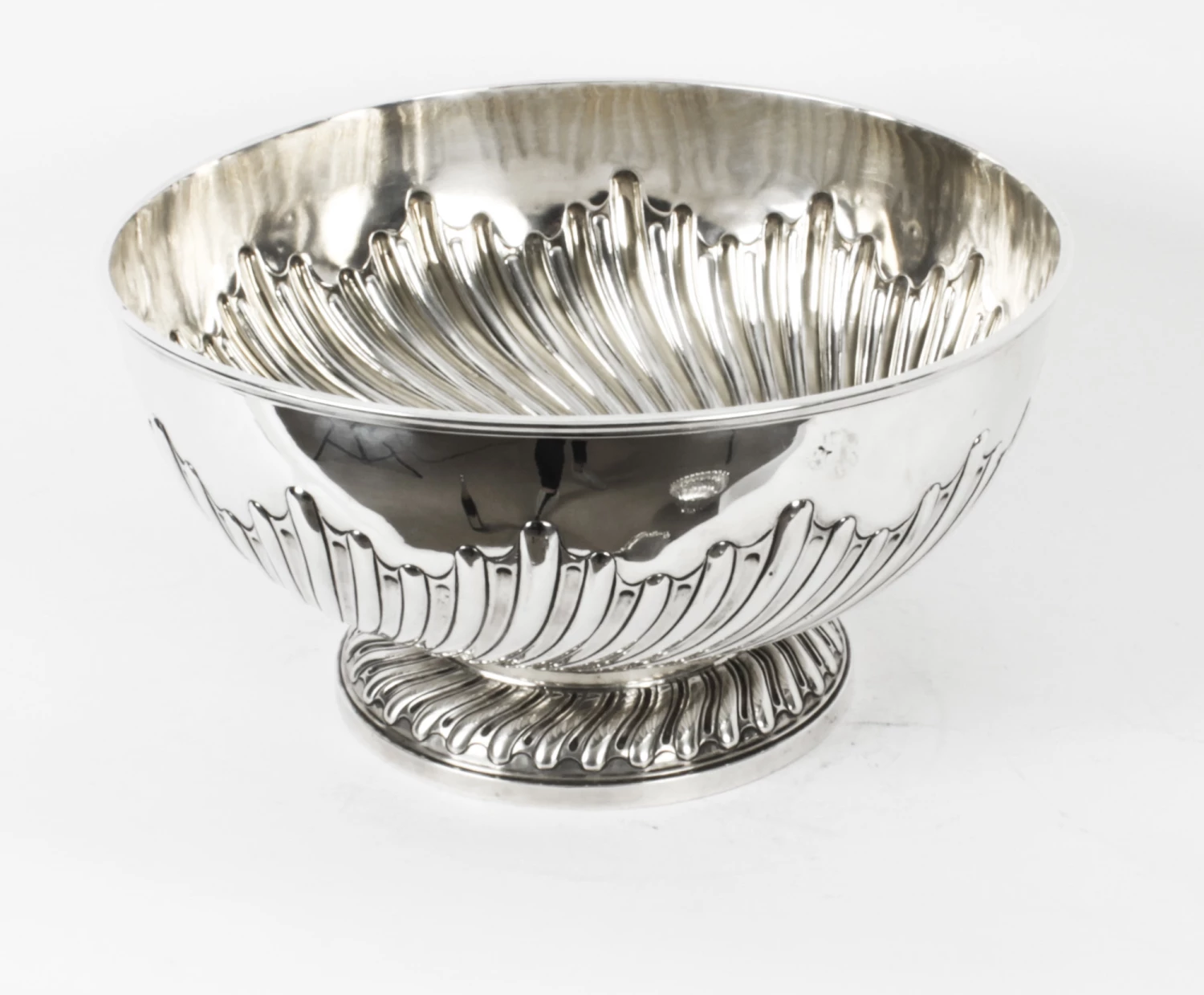 Antique Sterling Silver Punch Bowl Walter Barnard 1892 19th C 5 Antique Sterling Silver Punch Bowl Walter Barnard 1892 19th C - Image 5