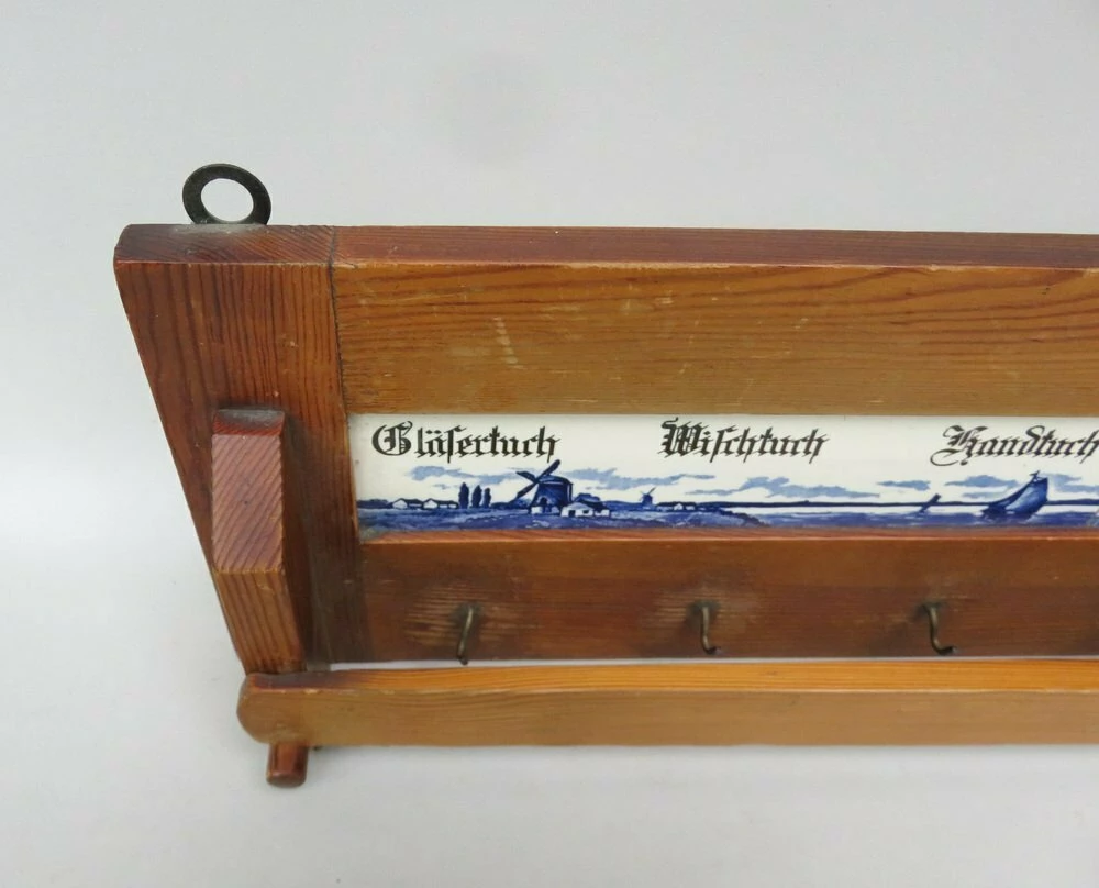 Unknown Art Nouveau Towel Board In Glass, Ceramic And Wood, 1890s 9 Unknown Art Nouveau Towel Board In Glass, Ceramic And Wood, 1890s - Image 9