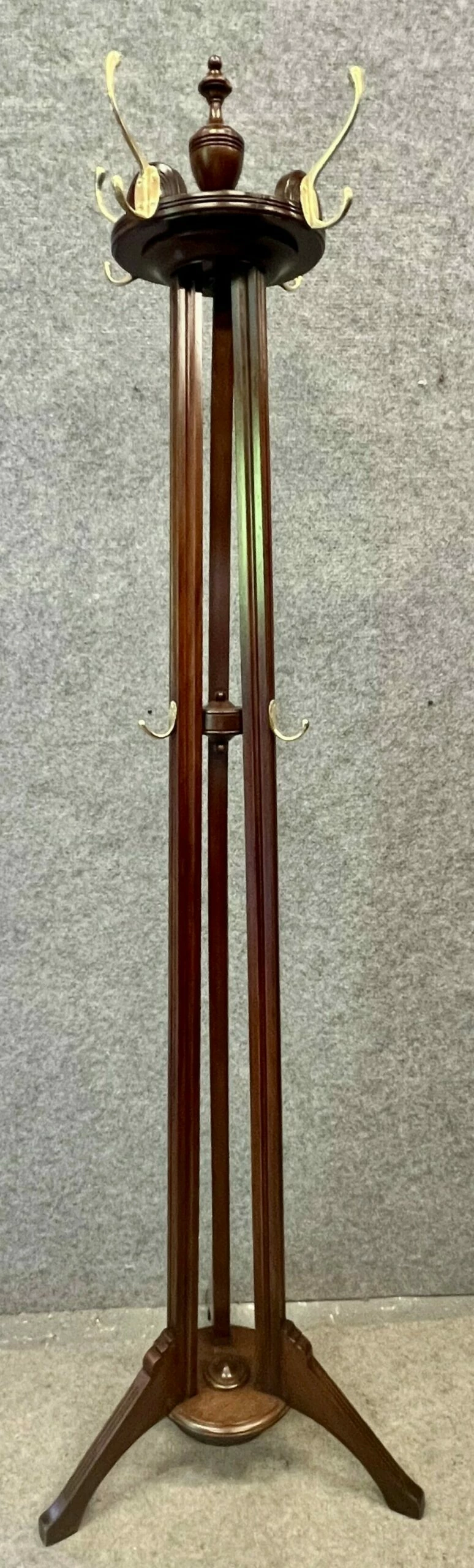 Unknown Arts & Crafts Hall Stand, 1910s 1 Unknown Arts & Crafts Hall Stand, 1910s