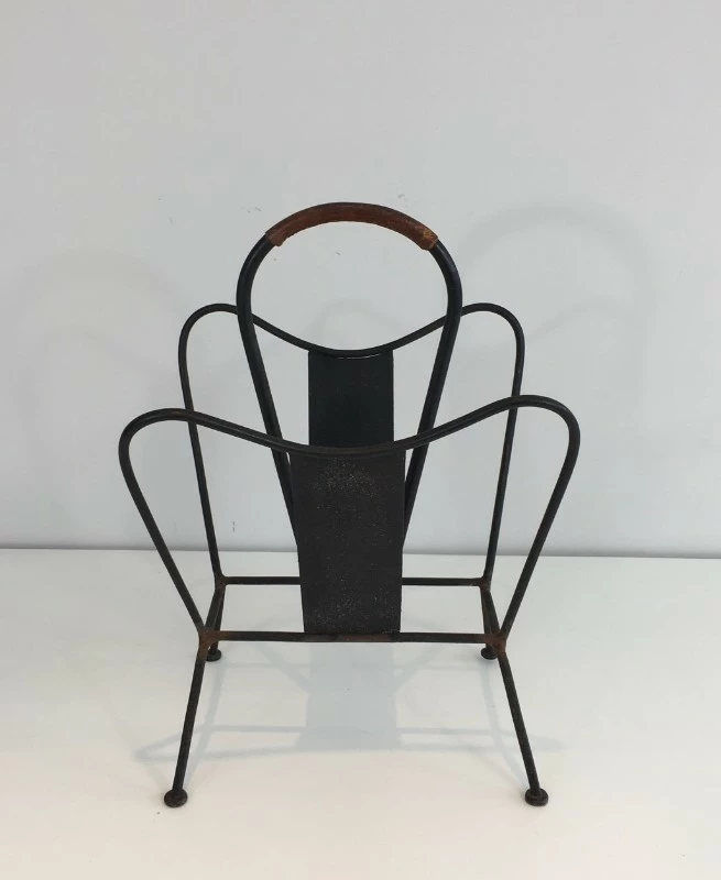 Attributed To Jacques Adnet. Black Lacquered And Brown Leather Magazine Rack. French. Circa 1940 3 Attributed To Jacques Adnet. Black Lacquered And Brown Leather Magazine Rack. French. Circa 1940 - Image 3