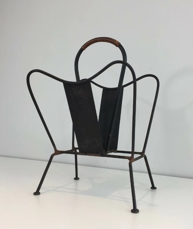 Attributed To Jacques Adnet. Black Lacquered And Brown Leather Magazine Rack. French. Circa 1940 4 Attributed To Jacques Adnet. Black Lacquered And Brown Leather Magazine Rack. French. Circa 1940 - Image 4