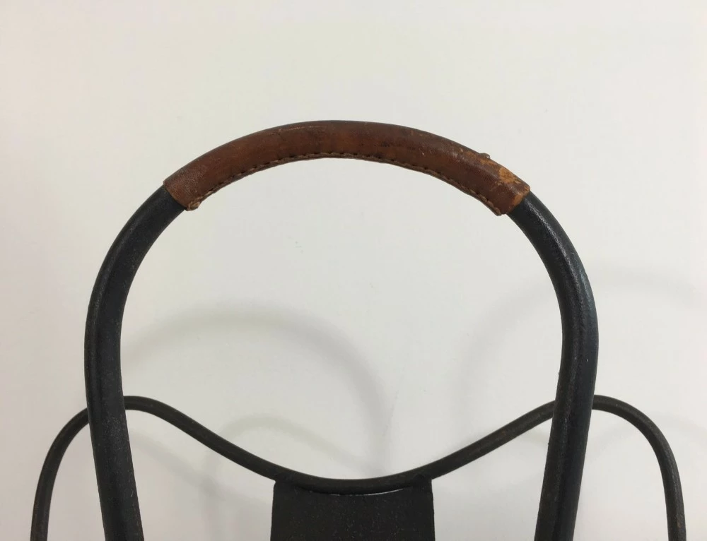 Attributed To Jacques Adnet. Black Lacquered And Brown Leather Magazine Rack. French. Circa 1940 6 Attributed To Jacques Adnet. Black Lacquered And Brown Leather Magazine Rack. French. Circa 1940 - Image 6