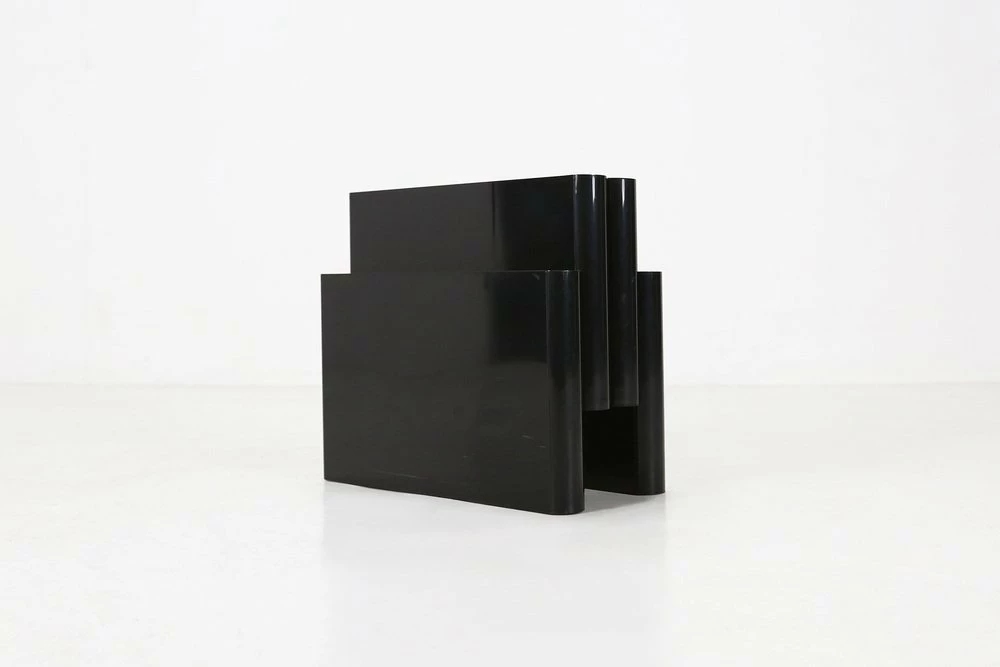 Black Magazine Rack By Giotto Stoppino For Kartell 1 Black Magazine Rack By Giotto Stoppino For Kartell