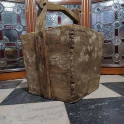 Chinese Antique Wooden Handled Bucket Originally Used To Carry And Measure Rice 10 Chinese Antique Wooden Handled Bucket Originally Used To Carry And Measure Rice -Storage Furniture Sales 2024 chinese antique wooden handled bucket originally used to carry and measure rice sku83360149 0 4