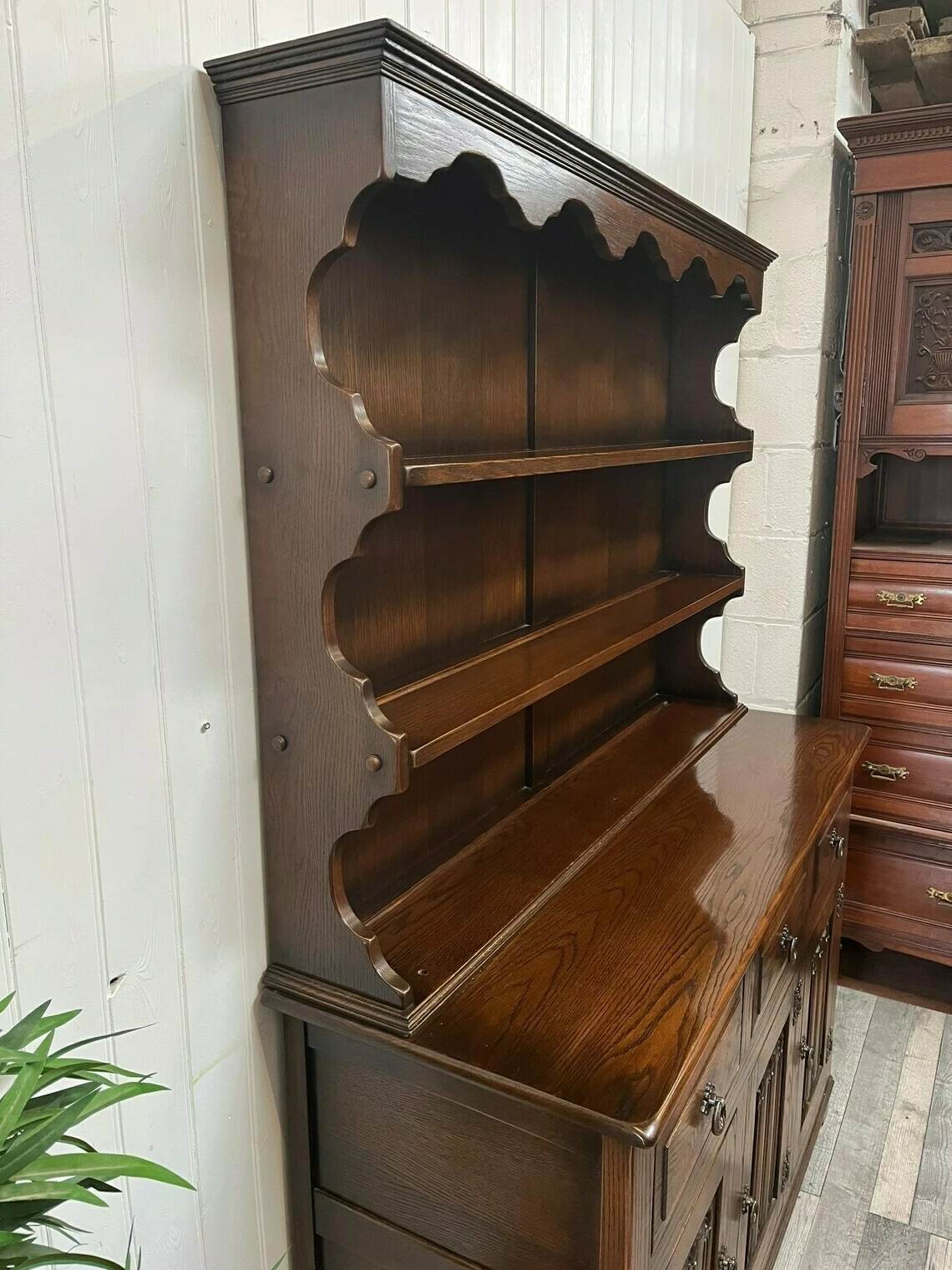 Custom Painted Upcycled Furniture. Vintage 3 Door Welsh Dresser Plate Display 2 Custom Painted Upcycled Furniture. Vintage 3 Door Welsh Dresser Plate Display - Image 2