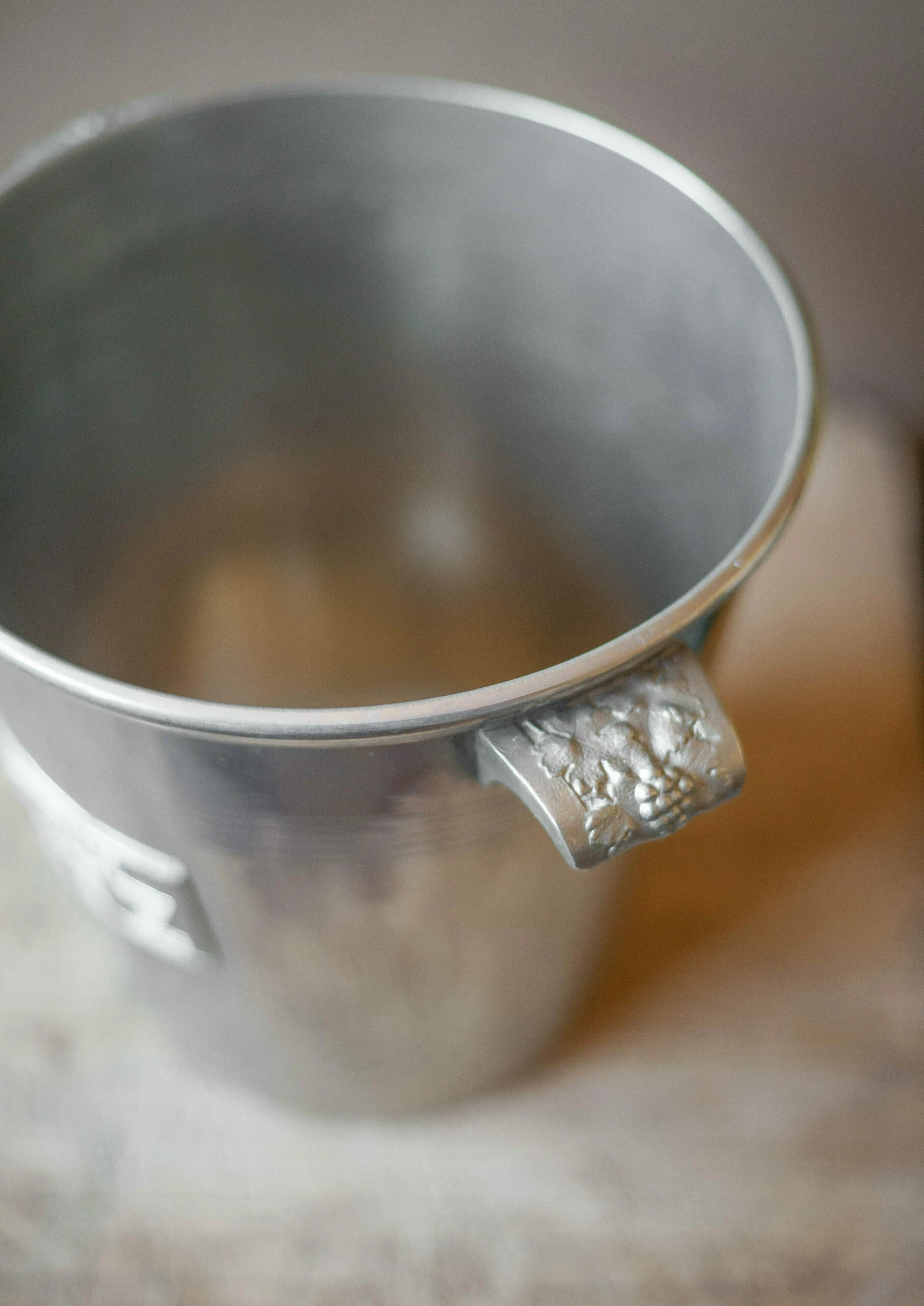 Unknown Deutz Champagne Cooler Bucket Or Silver Metal Wine, Argit Made In France, Barware, Ice Bucket, 30's 5 Unknown Deutz Champagne Cooler Bucket Or Silver Metal Wine, Argit Made In France, Barware, Ice Bucket, 30's - Image 5