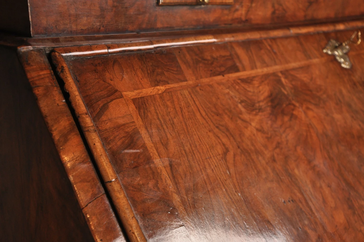 Early 18th Century Walnut Bureau Bookcase 12 Early 18th Century Walnut Bureau Bookcase - Image 12