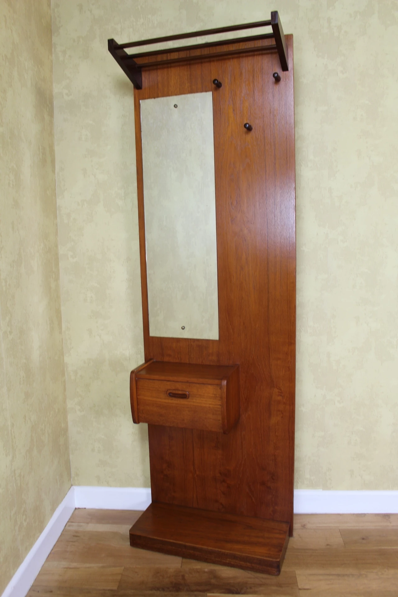 Unknown Early 1960’s British Teak Hat And Coat Stand In The Style Of A Younger 5 Unknown Early 1960’s British Teak Hat And Coat Stand In The Style Of A Younger - Image 5