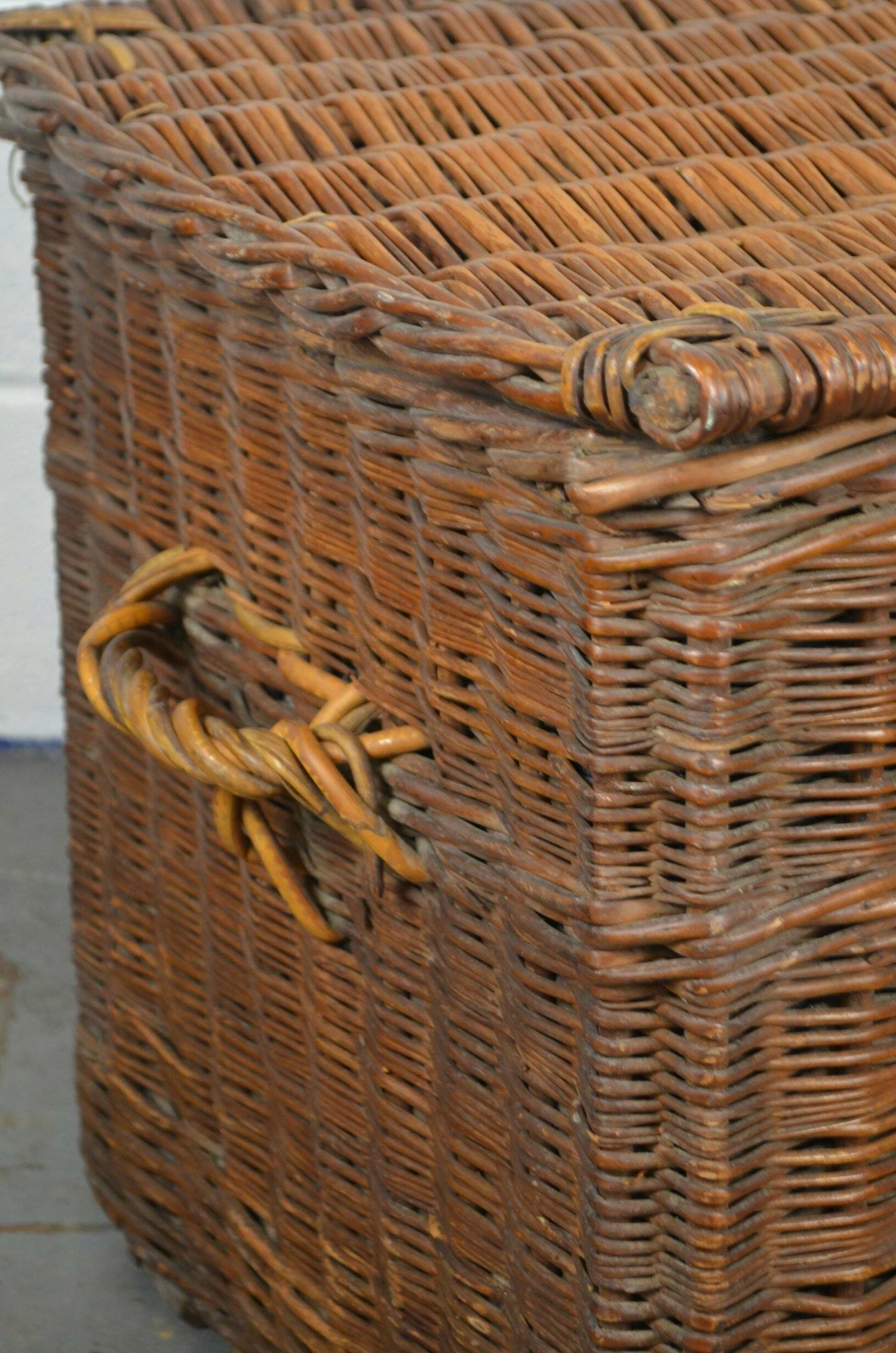 Unknown Early Log/Laundry Basket, Early 20th Century 8 Unknown Early Log/Laundry Basket, Early 20th Century - Image 8