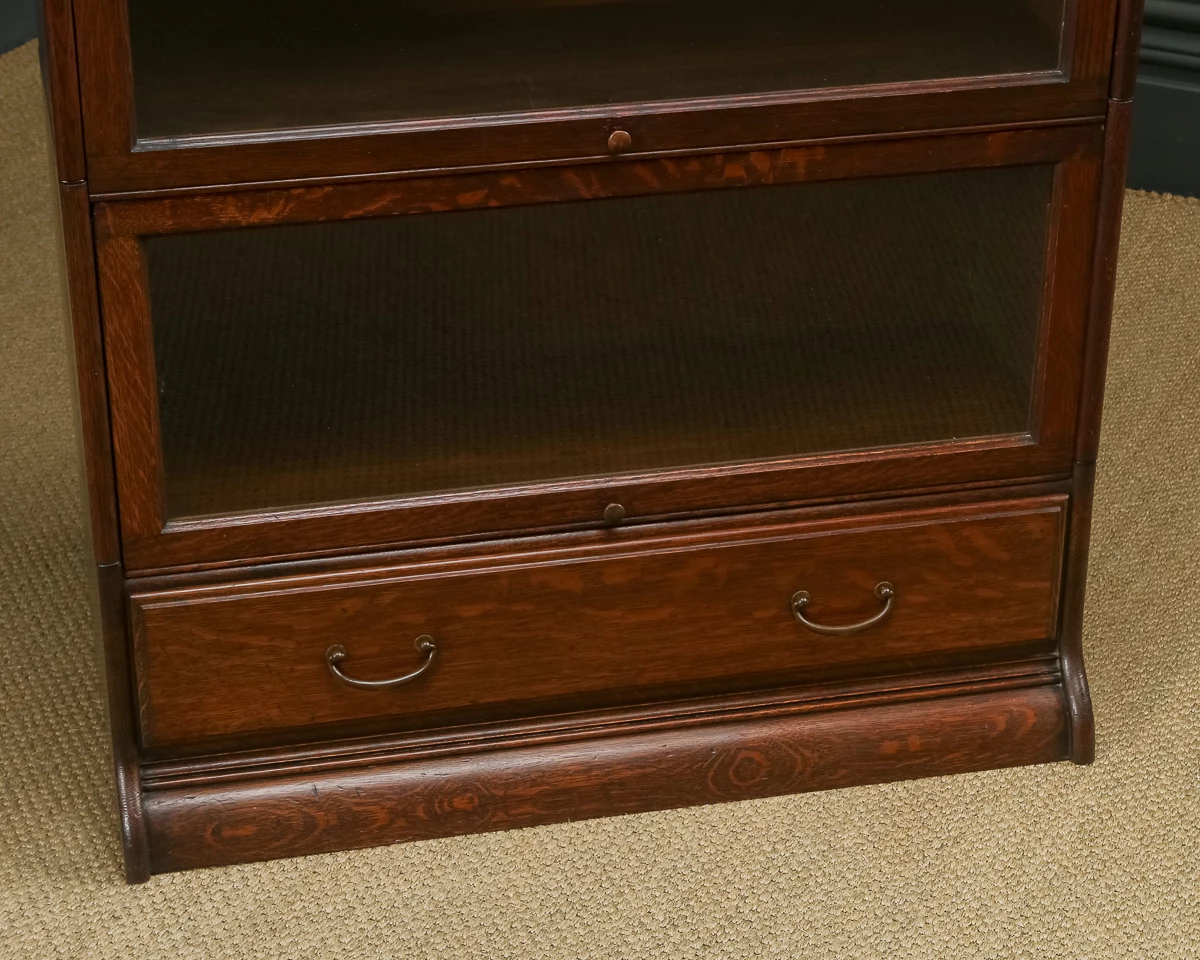 English George V Minty Globe Wernicke Style Oak Three Tier Glazed Sectional Bookcase (Circa 1920) 18 English George V Minty Globe Wernicke Style Oak Three Tier Glazed Sectional Bookcase (Circa 1920) - Image 18