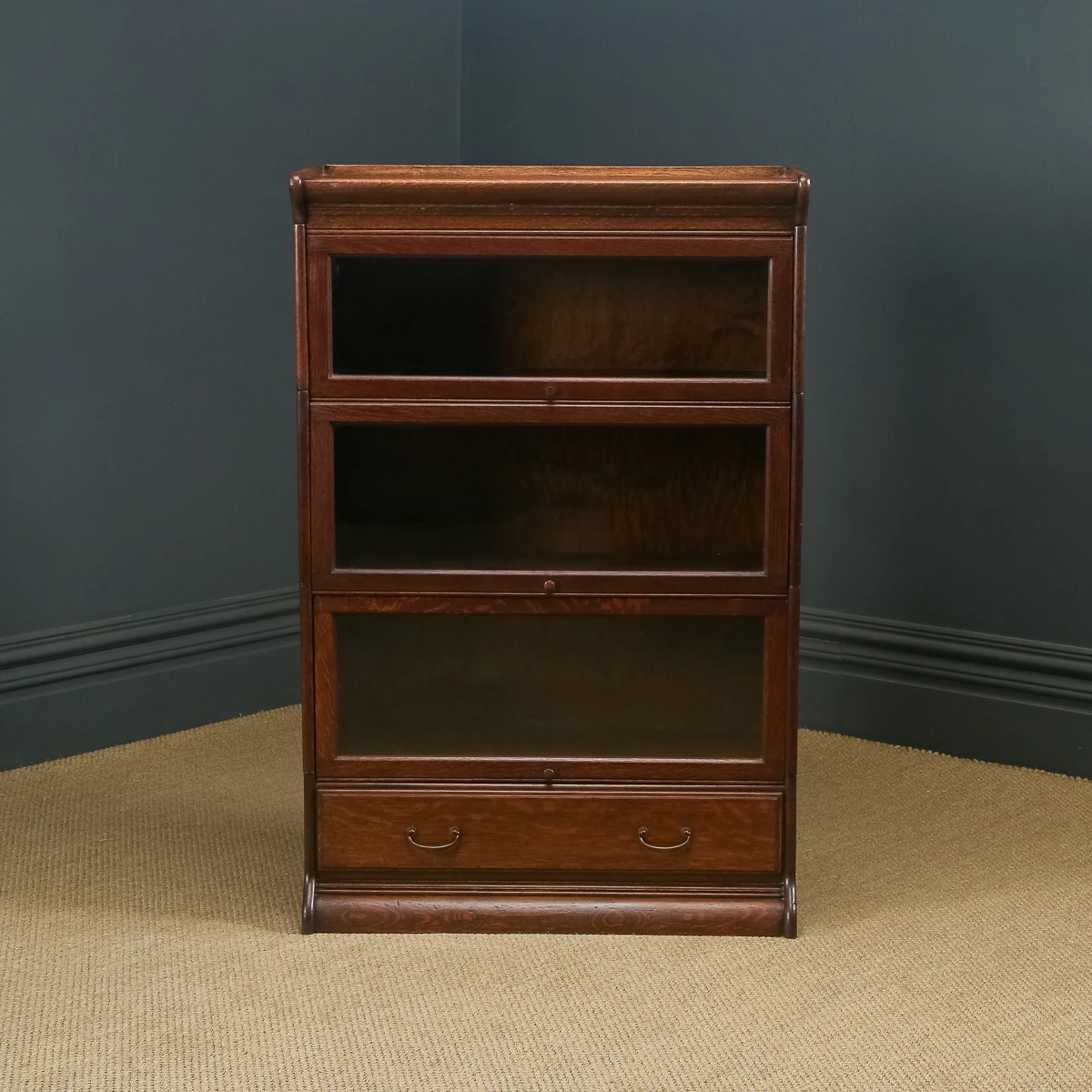 English George V Minty Globe Wernicke Style Oak Three Tier Glazed Sectional Bookcase (Circa 1920) 6 English George V Minty Globe Wernicke Style Oak Three Tier Glazed Sectional Bookcase (Circa 1920) - Image 6