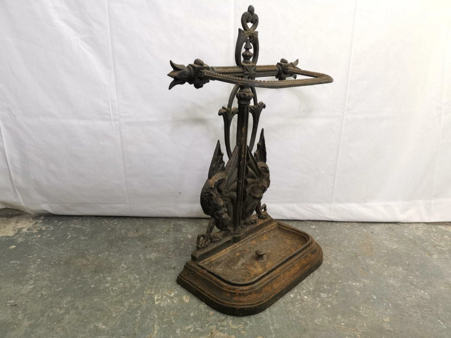 Falkirk An Aesthetic Movement Cast Iron Stick Stand With Mythical Dragons 2 Falkirk An Aesthetic Movement Cast Iron Stick Stand With Mythical Dragons - Image 2