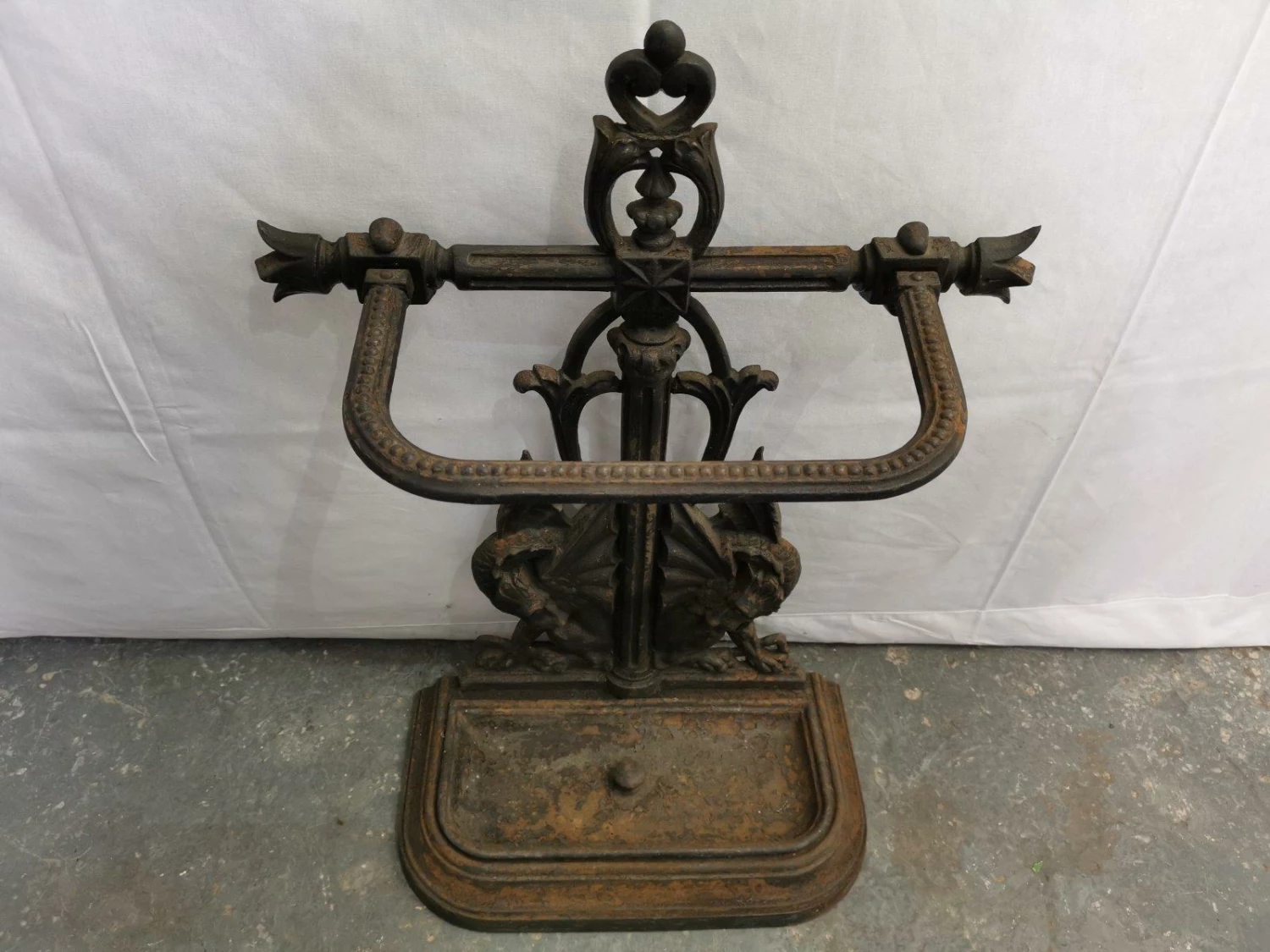 Falkirk An Aesthetic Movement Cast Iron Stick Stand With Mythical Dragons 4 Falkirk An Aesthetic Movement Cast Iron Stick Stand With Mythical Dragons - Image 4