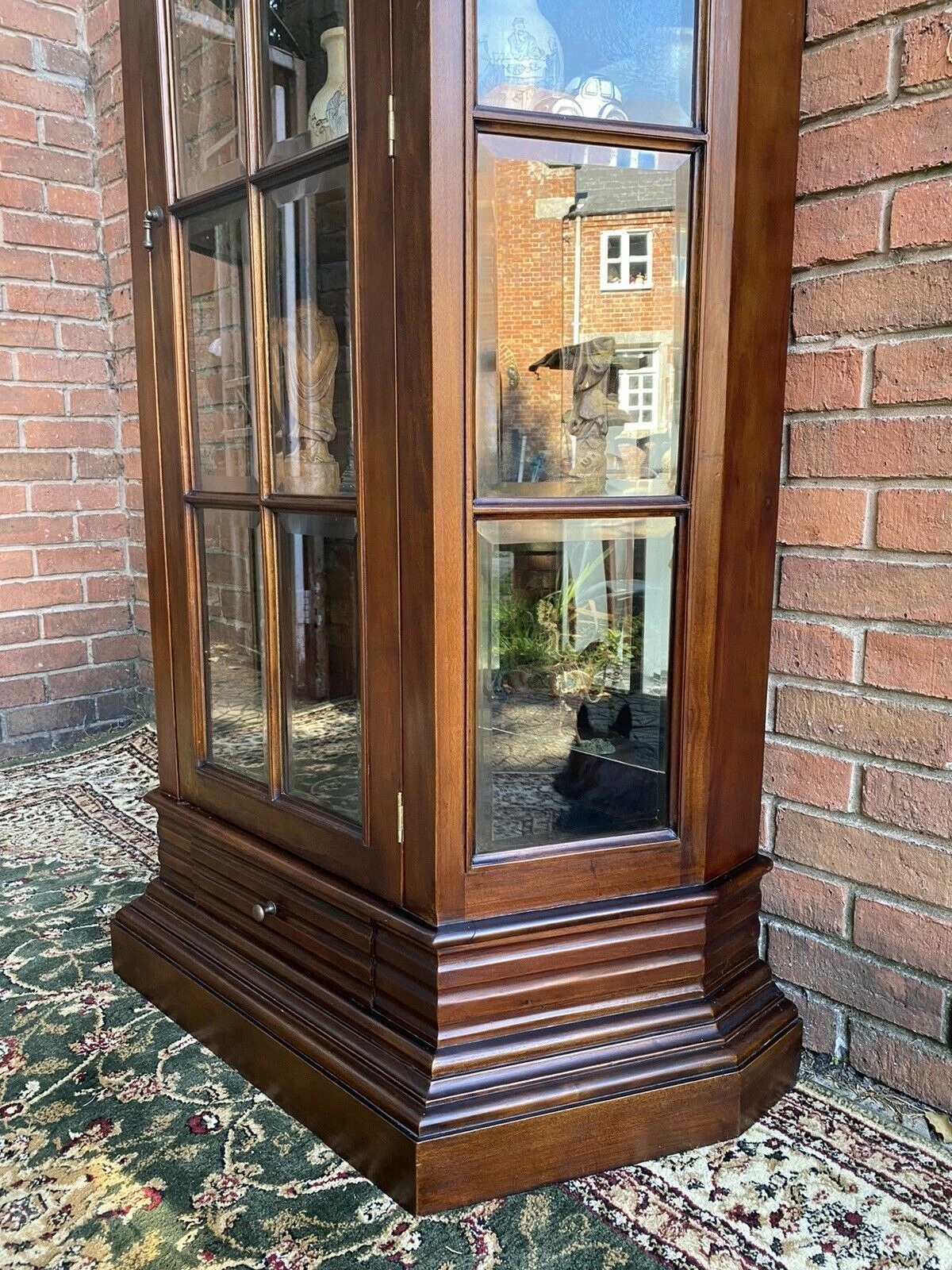 Fine Georgian Style Berger Master Tall Curved Display Cabinet In Solid Elm Wood 10 Fine Georgian Style Berger Master Tall Curved Display Cabinet In Solid Elm Wood - Image 10