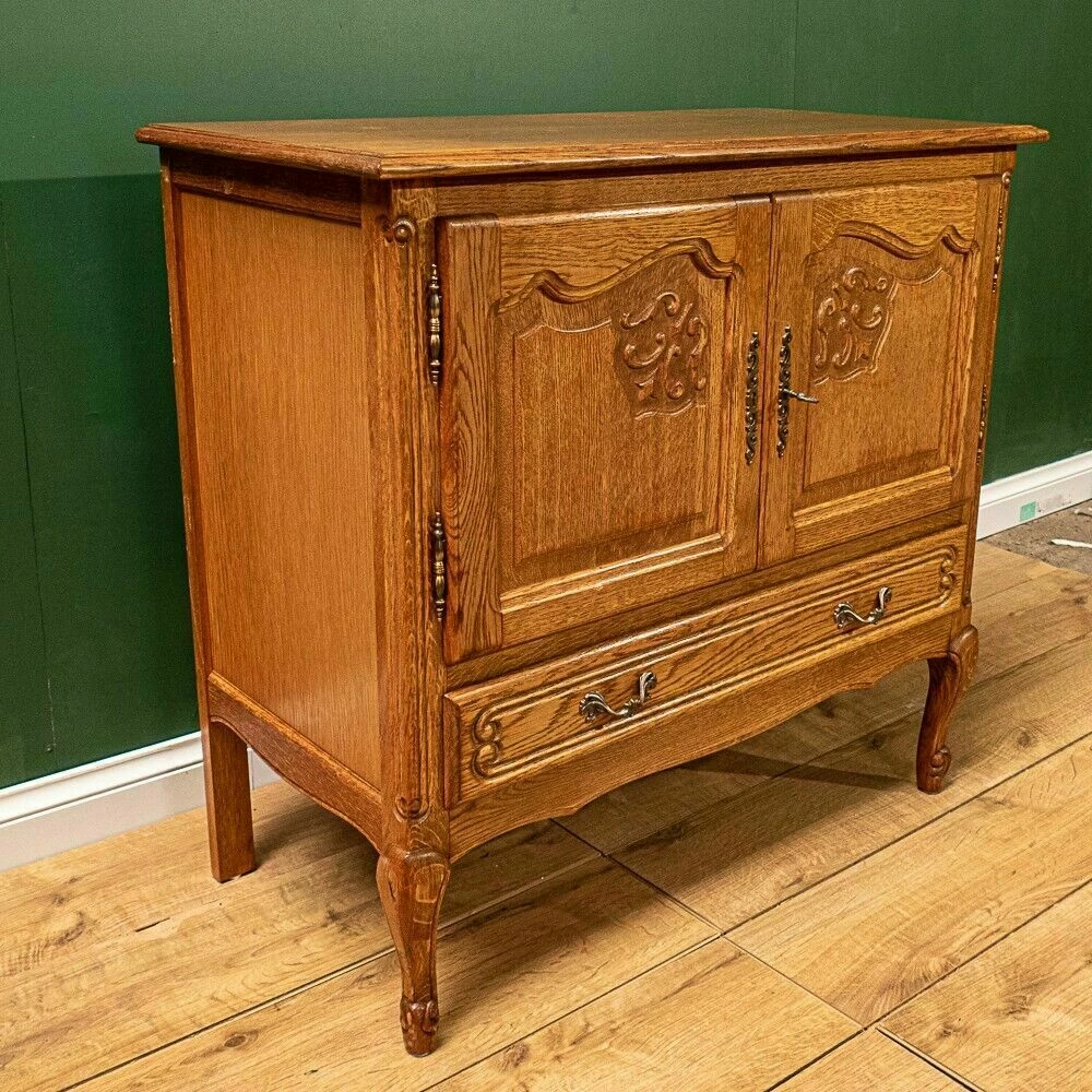 Unknown French Louis XV Style Carved Oak Side Drinks Cabinet! 10 Unknown French Louis XV Style Carved Oak Side Drinks Cabinet! - Image 10