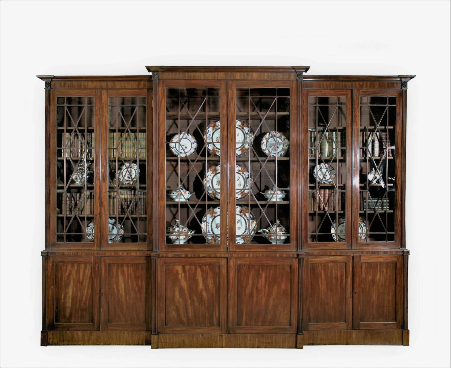 George III Mahogany Breakfront Bookcase 2 George III Mahogany Breakfront Bookcase - Image 2