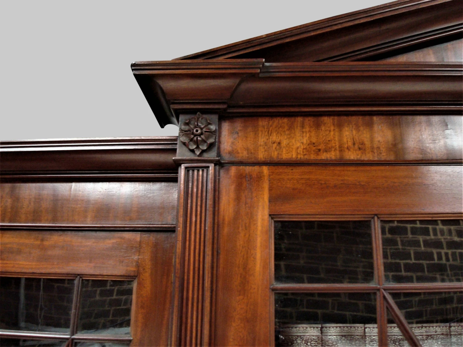 George III Mahogany Breakfront Bookcase 7 George III Mahogany Breakfront Bookcase - Image 7