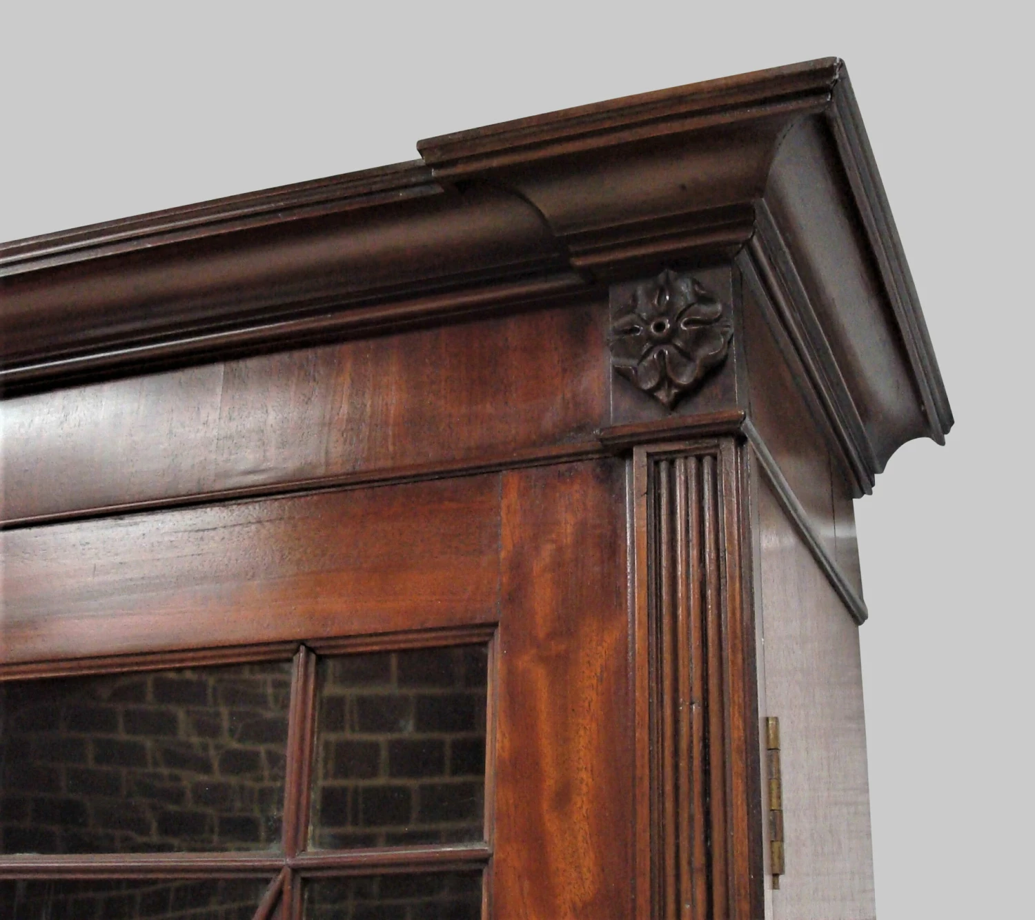 George III Mahogany Breakfront Bookcase 9 George III Mahogany Breakfront Bookcase - Image 9