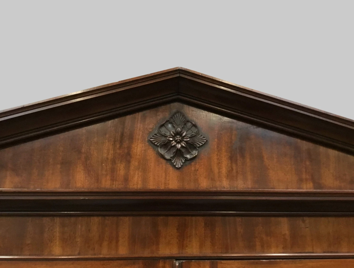 George III Mahogany Breakfront Bookcase 10 George III Mahogany Breakfront Bookcase - Image 10