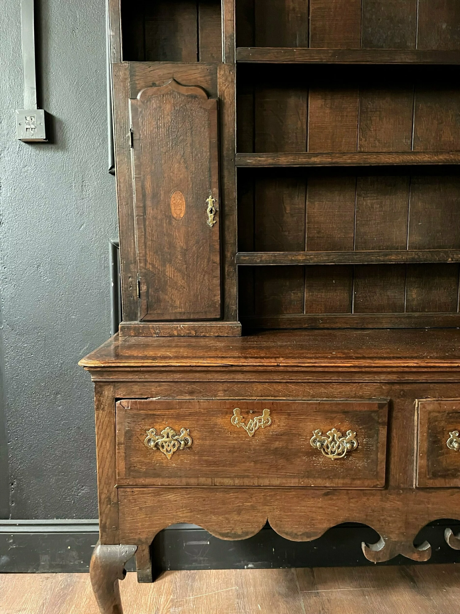 Unknown George III Welsh Oak Dresser, 18th Century And Earlier 2 Unknown George III Welsh Oak Dresser, 18th Century And Earlier - Image 2