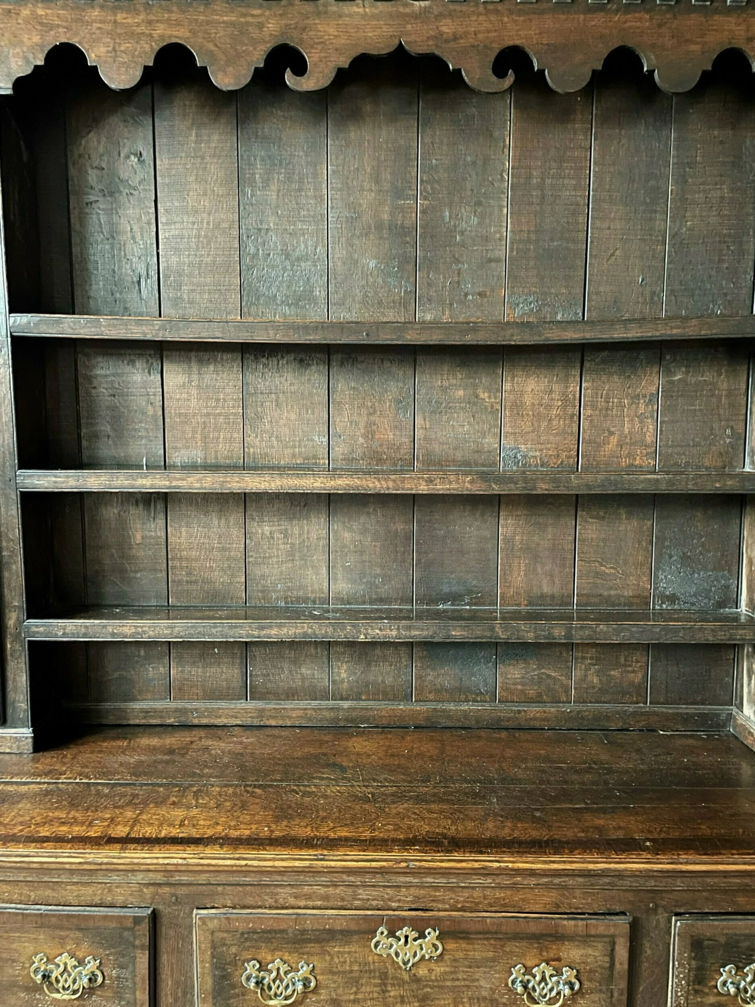 Unknown George III Welsh Oak Dresser, 18th Century And Earlier 5 Unknown George III Welsh Oak Dresser, 18th Century And Earlier - Image 5