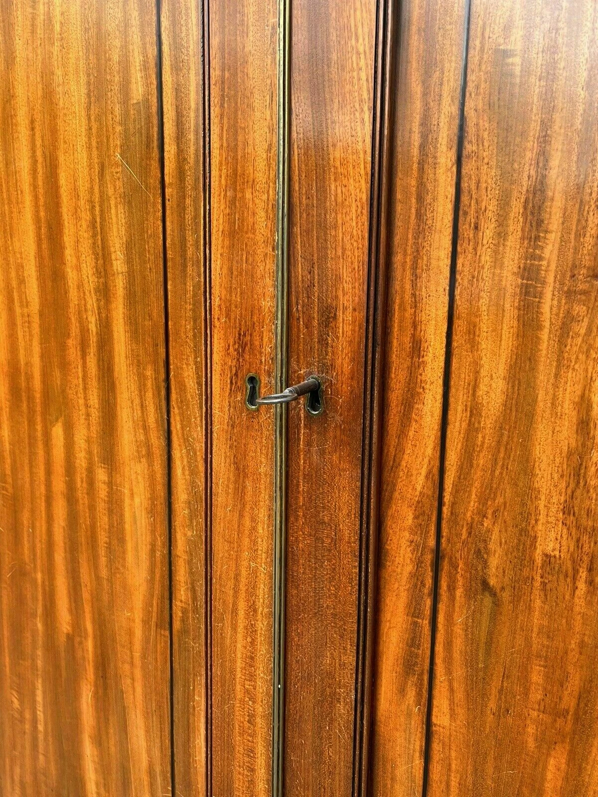 Georgian Mahogany Chest Of Drawers With Wardrobe Hanging Cupboard Above 5 Georgian Mahogany Chest Of Drawers With Wardrobe Hanging Cupboard Above - Image 5