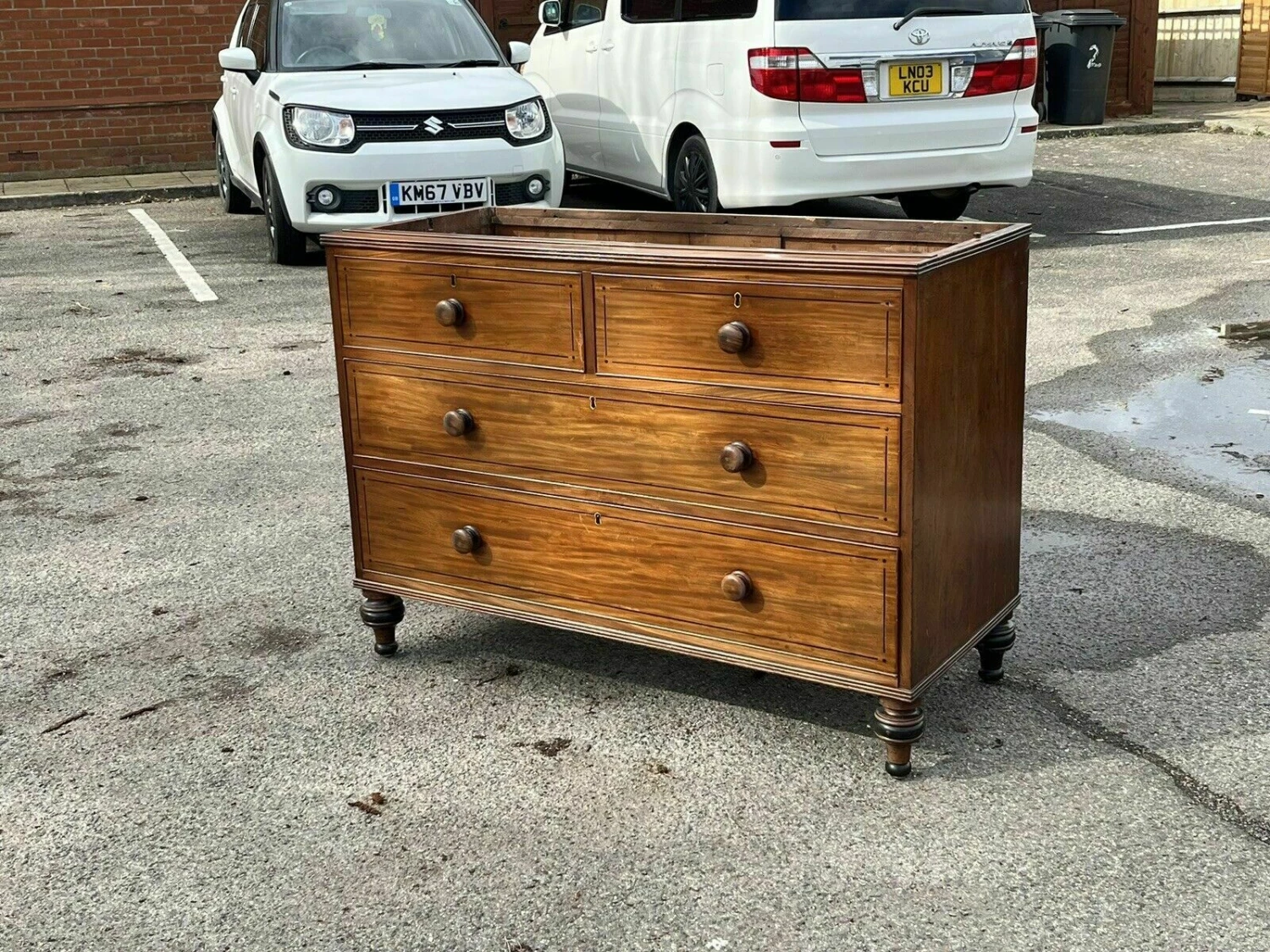 Georgian Mahogany Chest Of Drawers With Wardrobe Hanging Cupboard Above 9 Georgian Mahogany Chest Of Drawers With Wardrobe Hanging Cupboard Above - Image 9