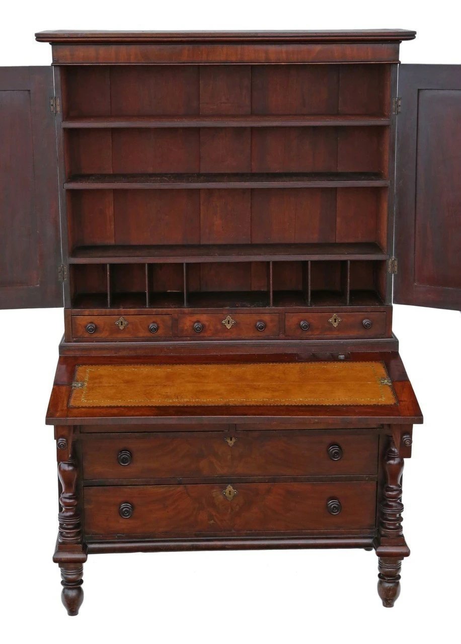 Georgian Mahogany Housekeeper's Cupboard Secretaire 3 Georgian Mahogany Housekeeper's Cupboard Secretaire - Image 3