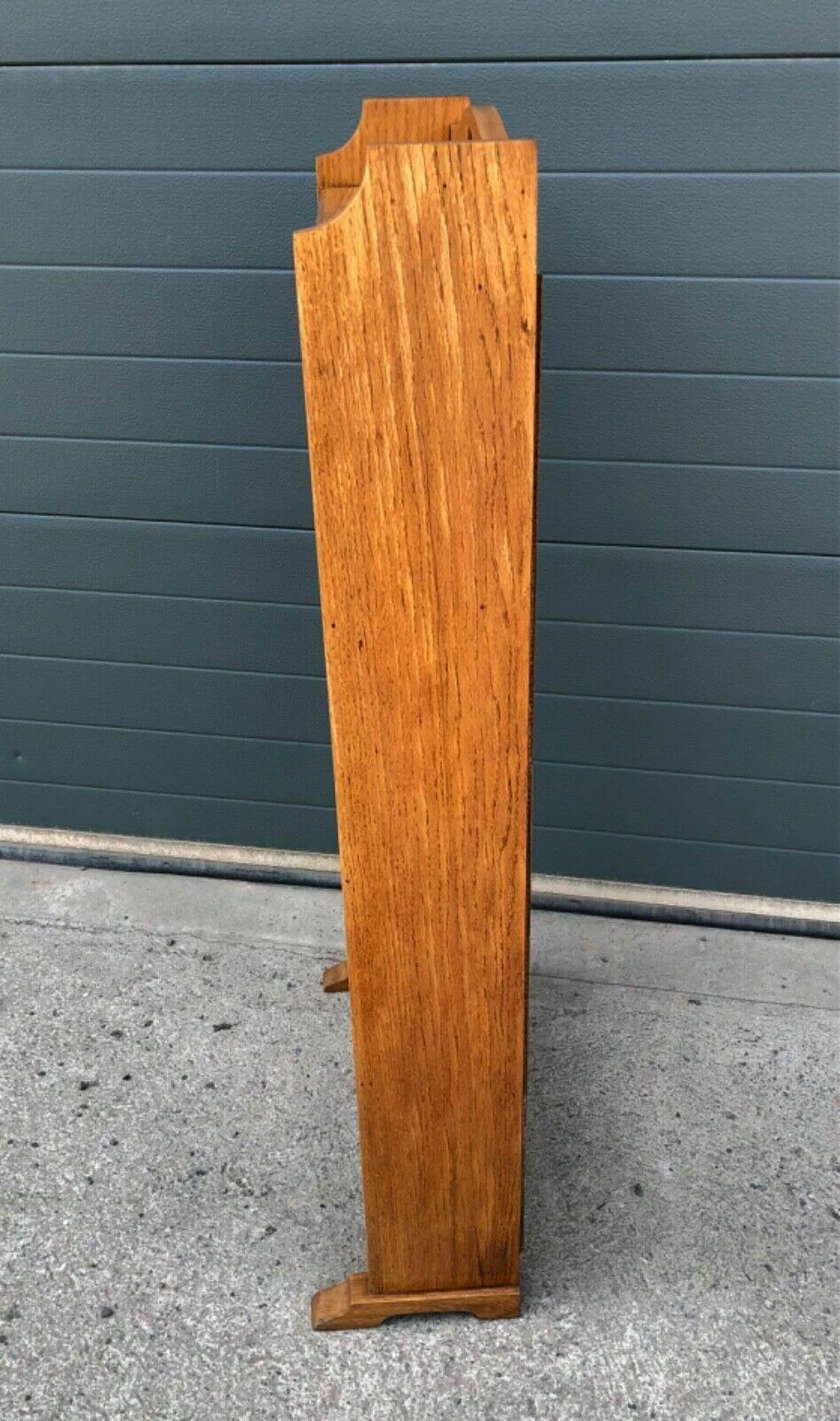 Handsome Arts And Crafts Oak Bookcase / Oak Bookshelves 3 Handsome Arts And Crafts Oak Bookcase / Oak Bookshelves - Image 3