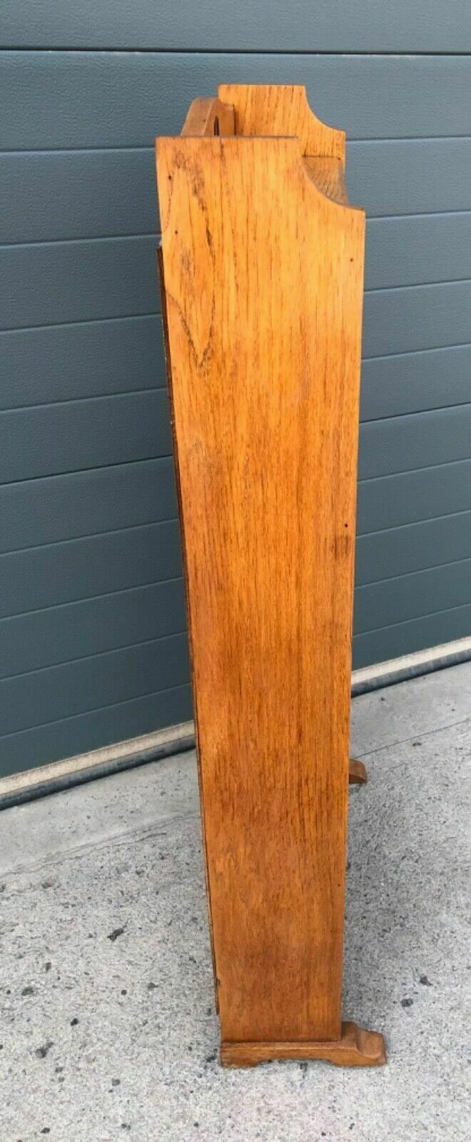 Handsome Arts And Crafts Oak Bookcase / Oak Bookshelves 4 Handsome Arts And Crafts Oak Bookcase / Oak Bookshelves - Image 4