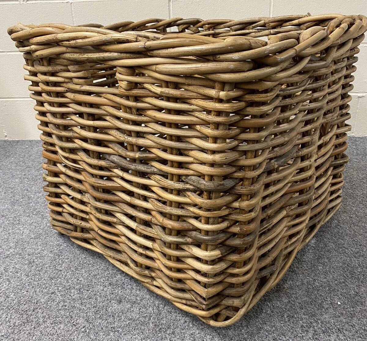 Huge Kubu Wicker Basket For Storage Of Logs, Toys, Blankets, Cushions, Laundry, 2 Huge Kubu Wicker Basket For Storage Of Logs, Toys, Blankets, Cushions, Laundry, - Image 2