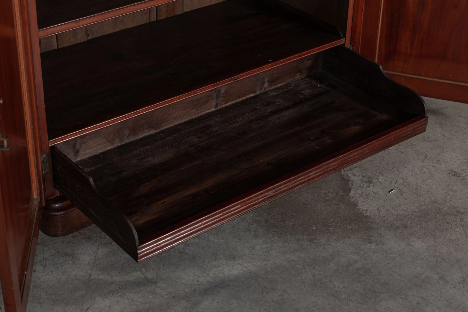 Large 19thc English Mahogany Glazed Breakfront Bookcase 7 Large 19thc English Mahogany Glazed Breakfront Bookcase - Image 7