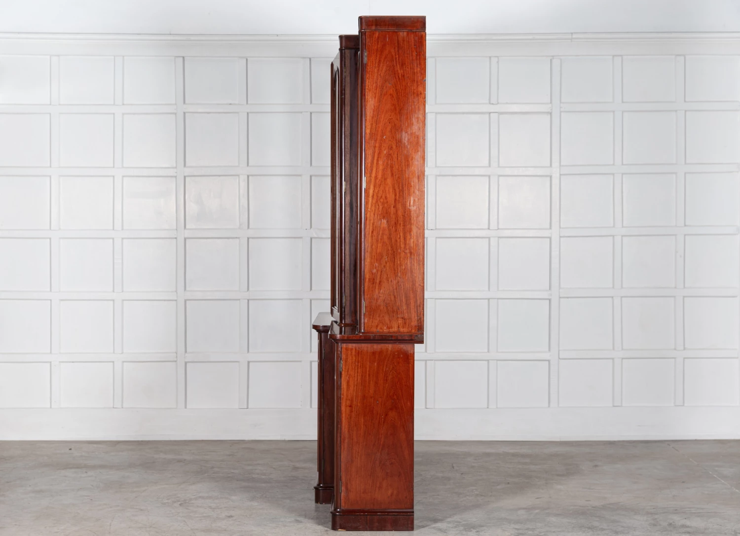 Large 19thc English Mahogany Glazed Breakfront Bookcase 9 Large 19thc English Mahogany Glazed Breakfront Bookcase - Image 9