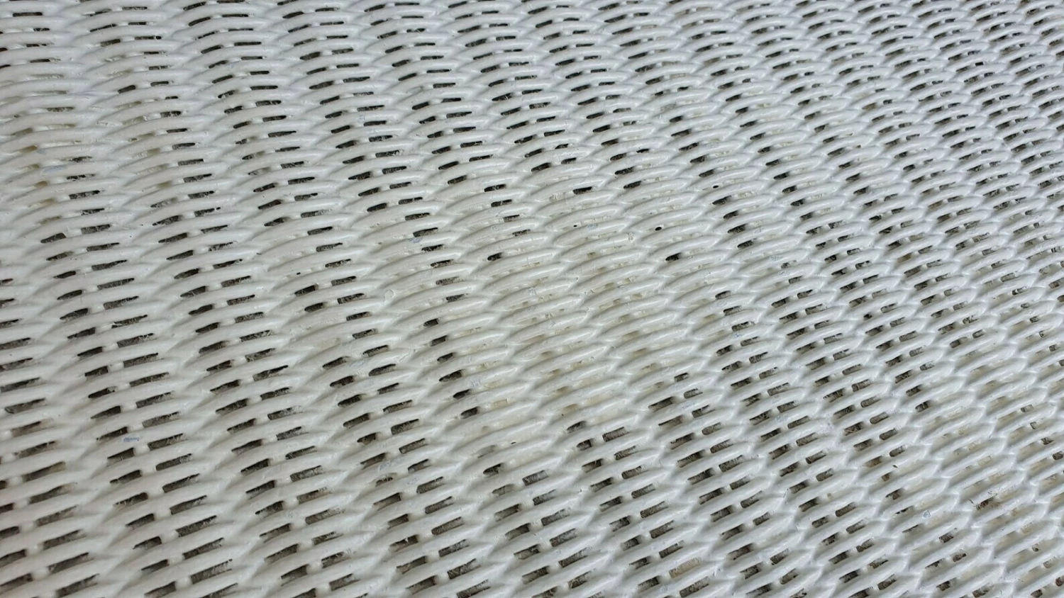 Lloyd Loom Style Linen Basket In Farrow And Ball Wimborne White 4 Lloyd Loom Style Linen Basket In Farrow And Ball Wimborne White - Image 4