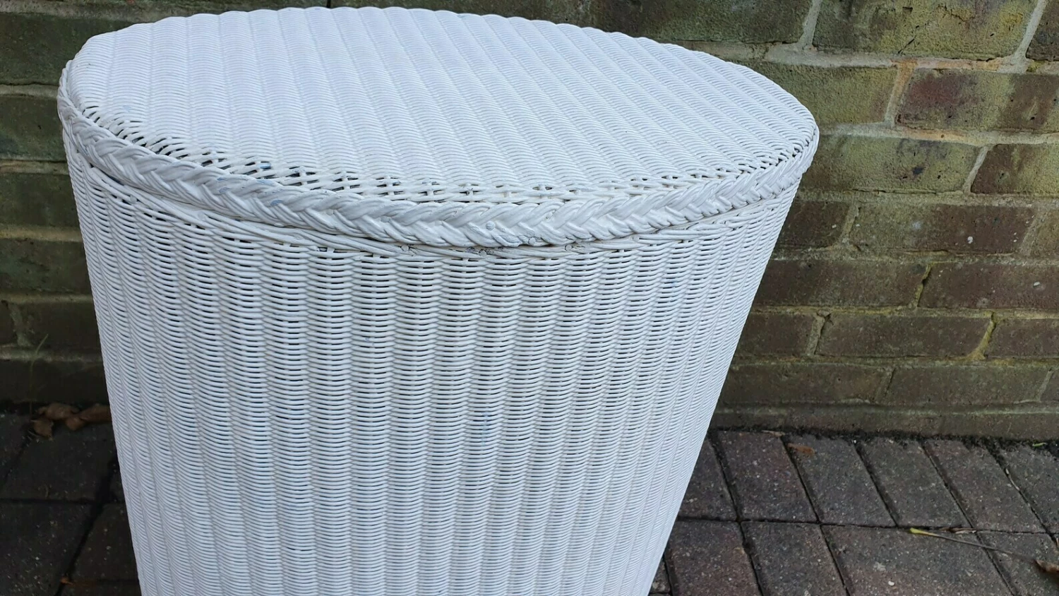 Lloyd Loom Style Linen Basket In Farrow And Ball Wimborne White 5 Lloyd Loom Style Linen Basket In Farrow And Ball Wimborne White - Image 5