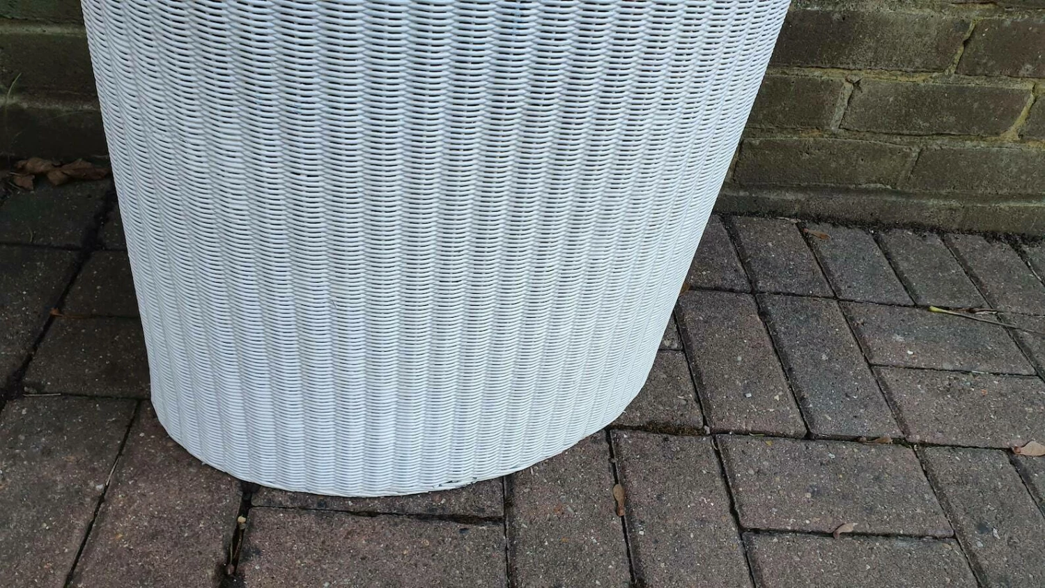 Lloyd Loom Style Linen Basket In Farrow And Ball Wimborne White 6 Lloyd Loom Style Linen Basket In Farrow And Ball Wimborne White - Image 6