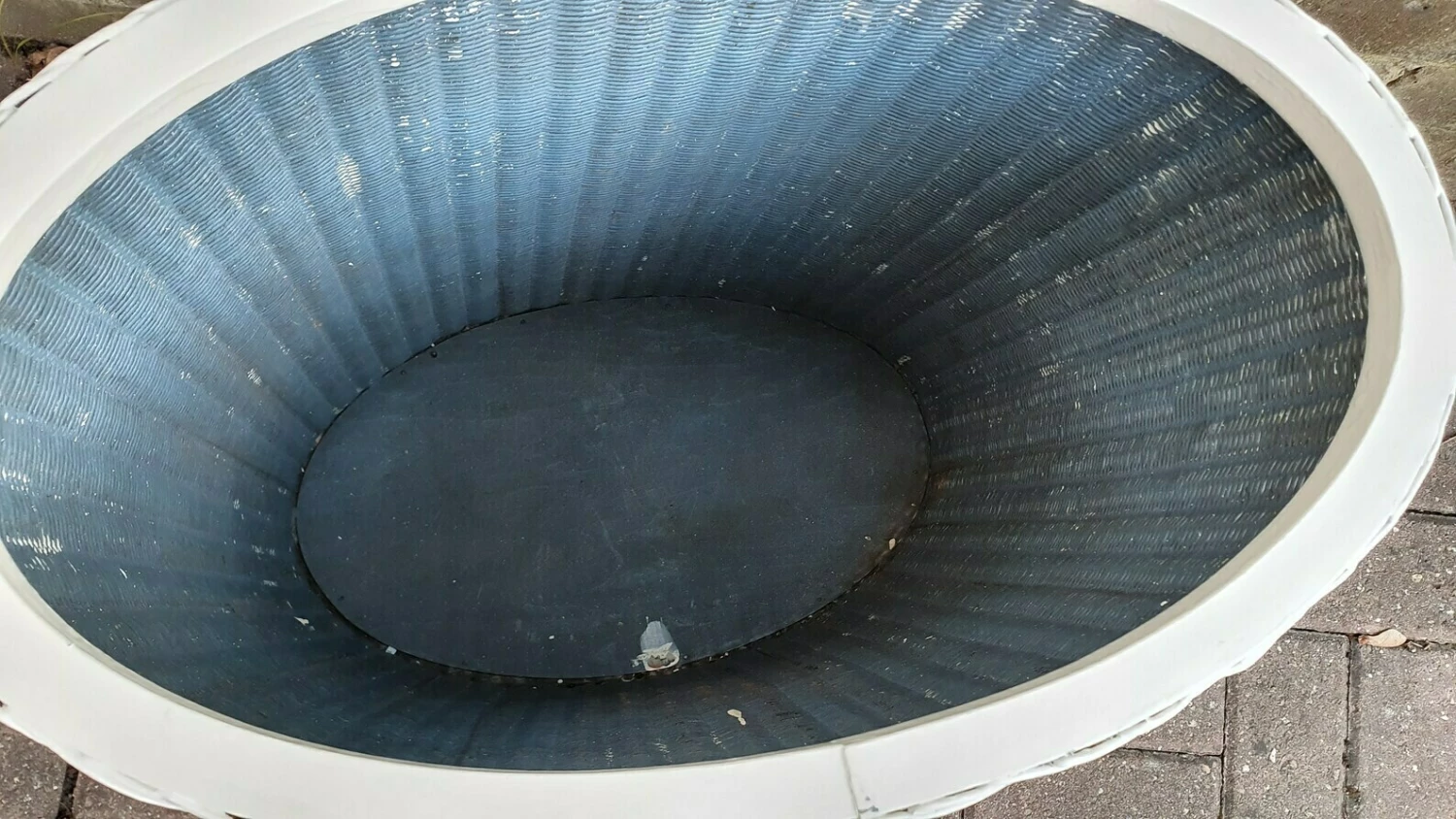 Lloyd Loom Style Linen Basket In Farrow And Ball Wimborne White 8 Lloyd Loom Style Linen Basket In Farrow And Ball Wimborne White - Image 8