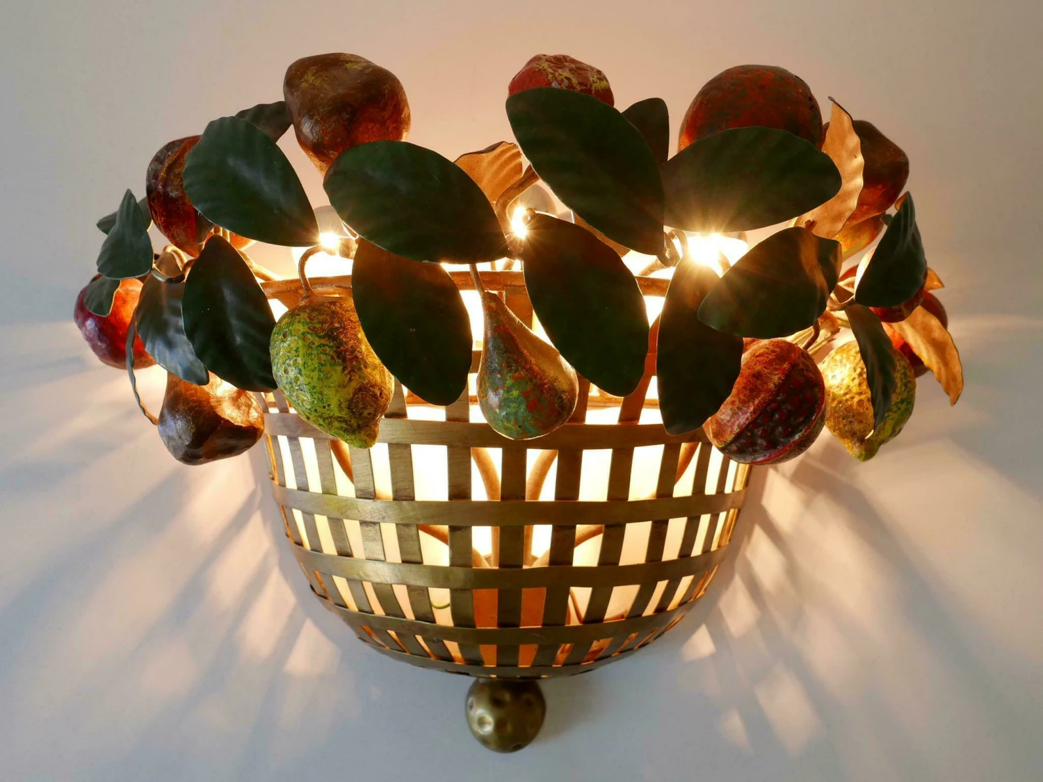 Lovely Mid Century Modern Sconce Fruit Basket By Lucienne Monique Italy, 1960s 2 Lovely Mid Century Modern Sconce Fruit Basket By Lucienne Monique Italy, 1960s - Image 2